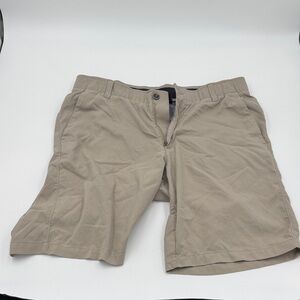 Under Armour Men's Golf Khaki Flat Front Shorts